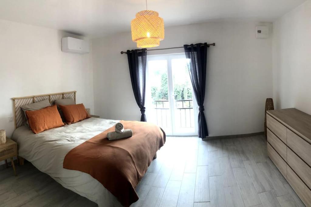 Au Milieu Des Oliviers Apartment Rasteau